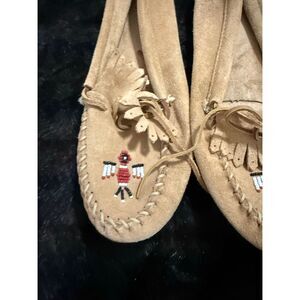 Minnetonka Thunderbird Moccasins sz 12  Women Beaded Flat Suede Shoes